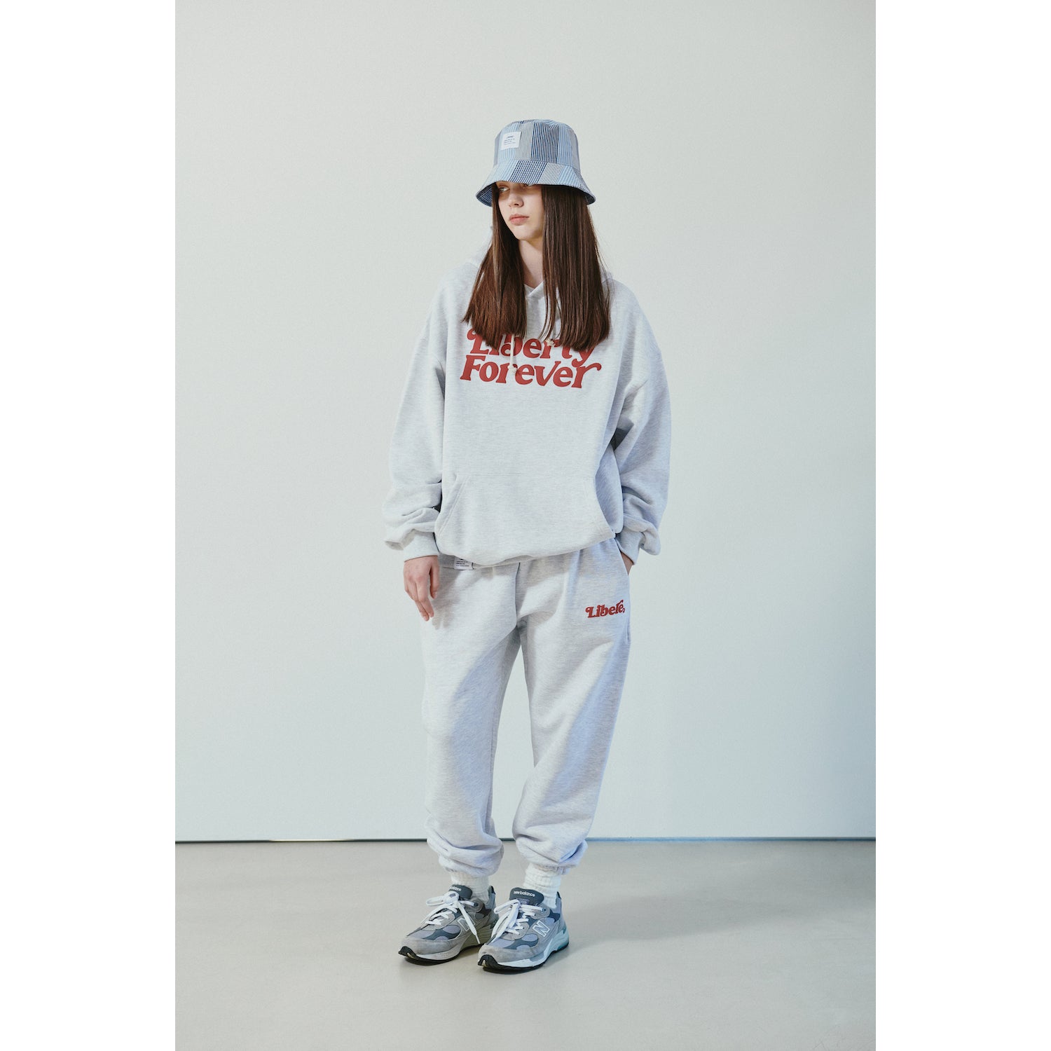 FOREVER HOODIE / GRAY – LIBERE